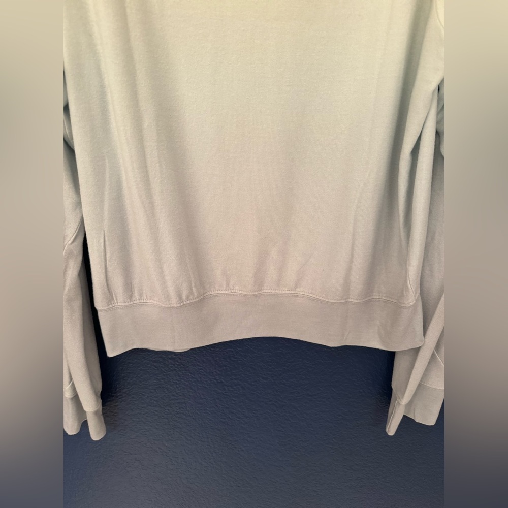 Wildfox Shore Ombre Light Women’s Blue & Green Sweater Size XL - Picture 8 of 9